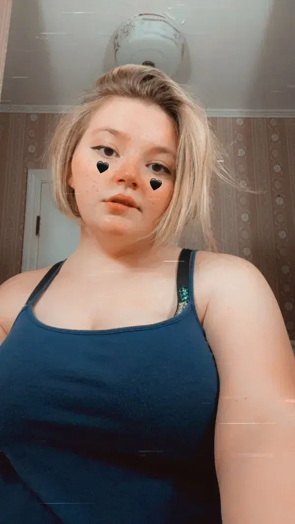 gexif71518 (18) female from US - sexting partner