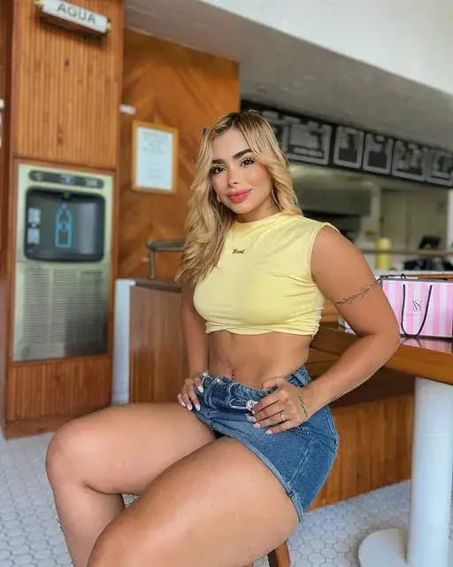 geyipa3419 (18) female from GB - sexting partner