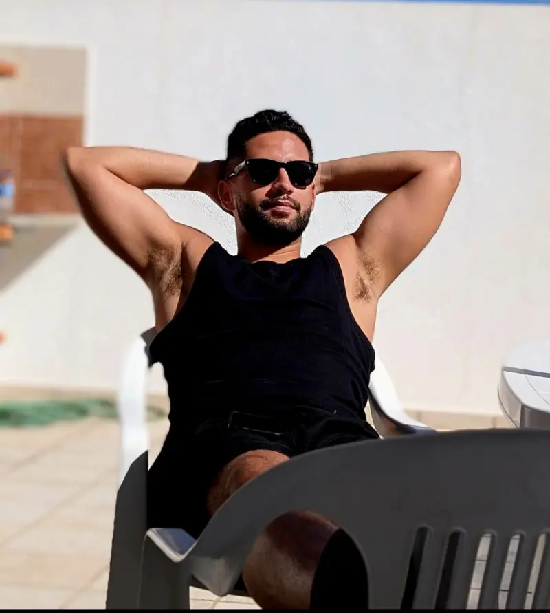 goncalofsantos97 (18) male from PT - sexting partner