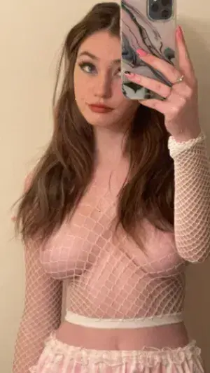 goxap95977 (18) female from DE - sexting partner