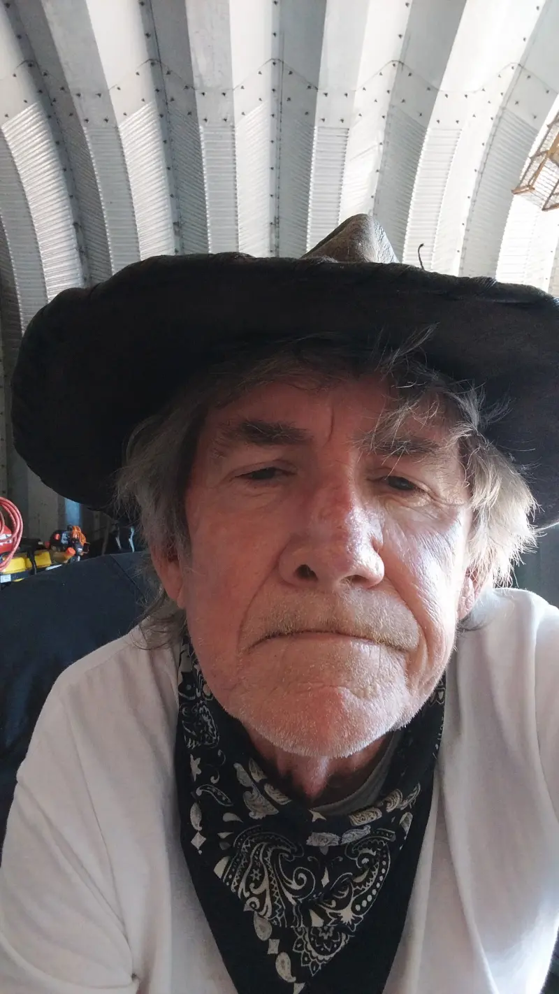 grmccutcheon (18) male from US - sexting partner