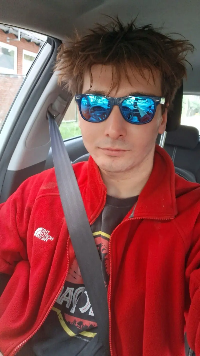 grubakrystian (18) male from NL - sexting partner