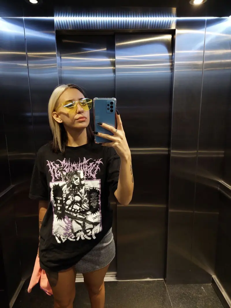 gzbam (18) female from DE - sexting partner