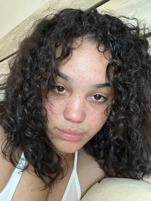 hacoge1456 (18) female from US - sexting partner