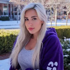 hamiheb617 (18) female from GB - sexting partner