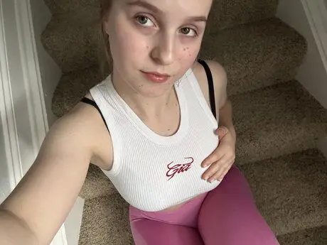 hasebo4746 (25) female from GB - sexting partner