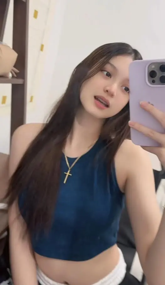 hayeb91766 (18) female from GB - sexting partner