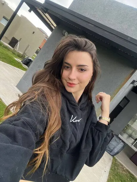 hebaw27524 (25) female from US - sexting partner