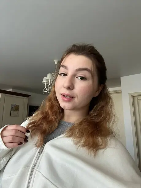 hedagih518 (18) female from GB - sexting partner