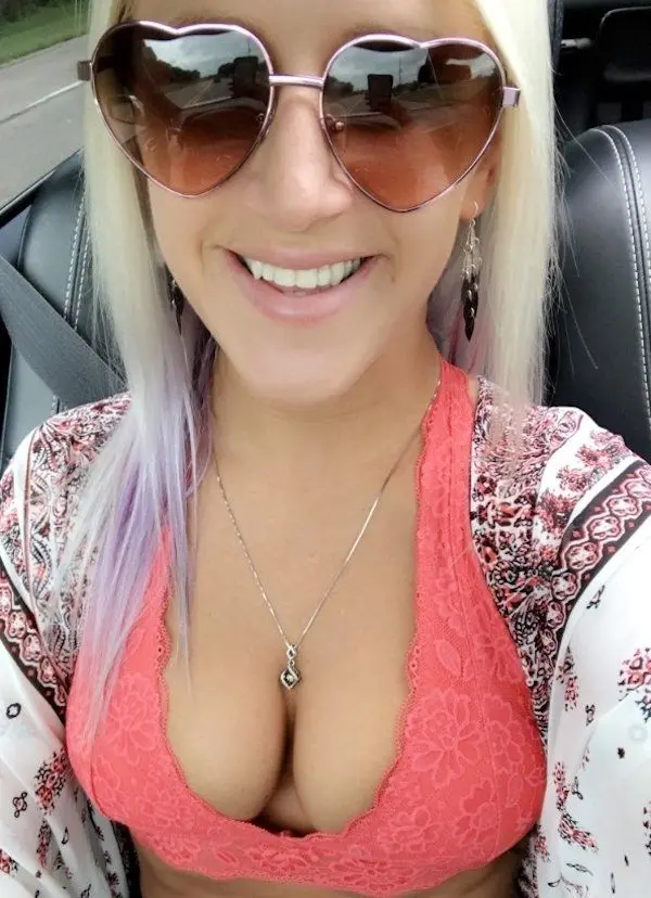 hefahim919 (18) female from DE - sexting partner