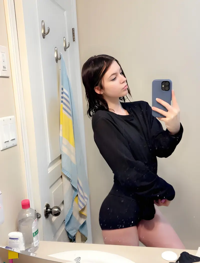 hemepav199 (18) female from GB - sexting partner