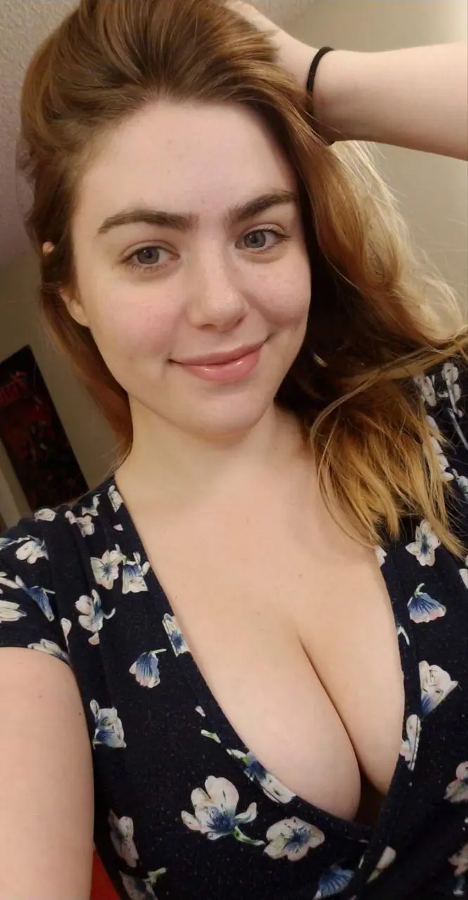 hepema4012 (21) female from US - sexting partner