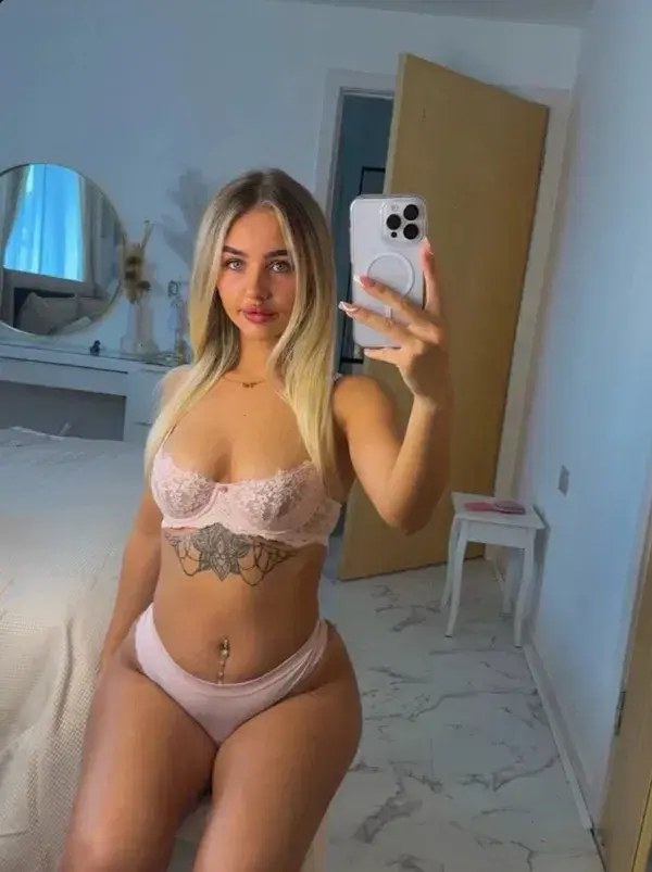 heyida5157 (21) female from IT - sexting partner