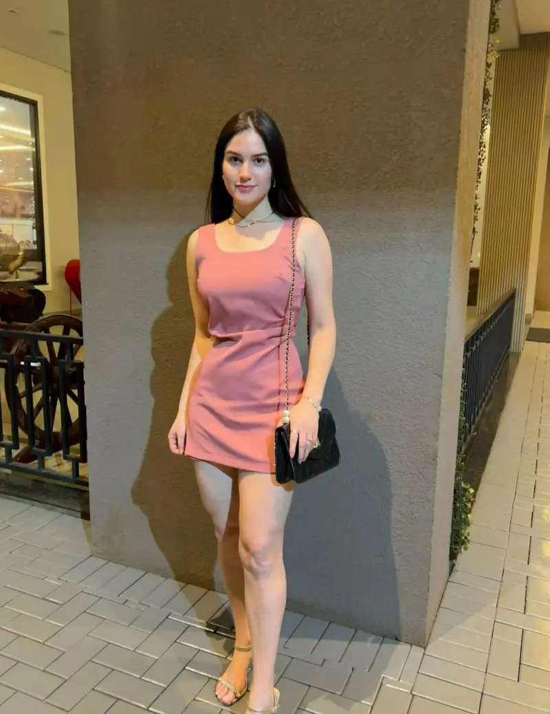 hezeqjw (18) female from GB - sexting partner