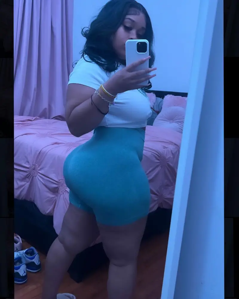 hibifox458 (18) female from US - sexting partner