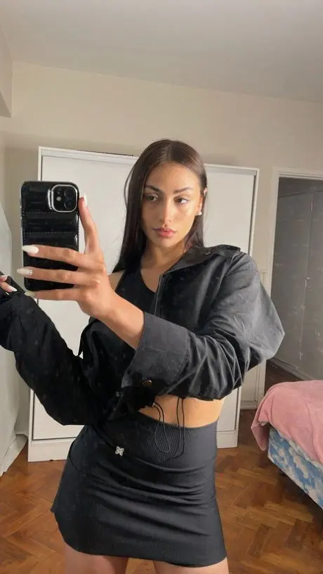 hiviwo2205 (22) female from US - sexting partner