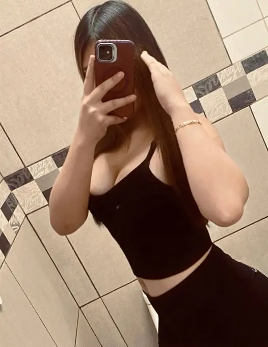 hogoyac769 (18) female from UZ - sexting partner