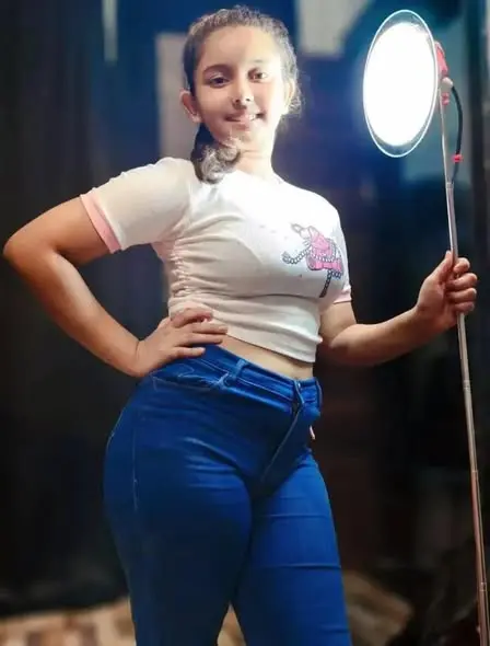 hopod19401 (25) female from GB - sexting partner