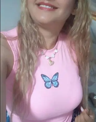 hudiwevu (18) male from DK - sexting partner