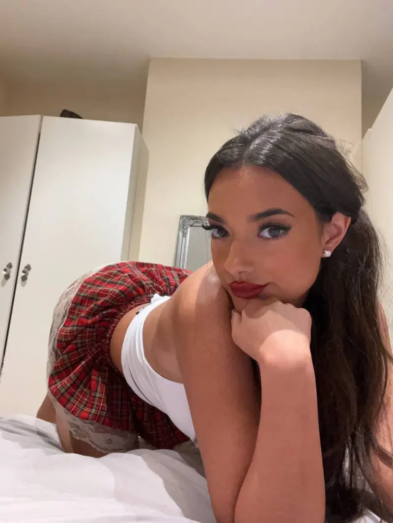 huwipyxa (18) male from US - sexting partner