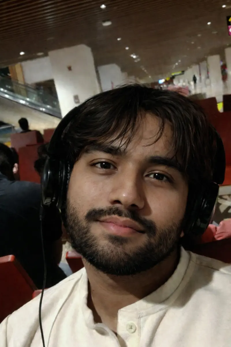 hypergreen895 (18) male from IN - sexting partner