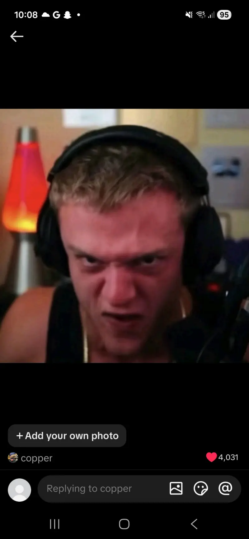 iamhrny (18) male from AU - sexting partner