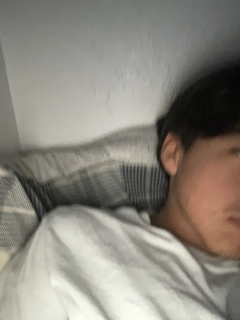 isaiahpierluisses (23) male from US - sexting partner