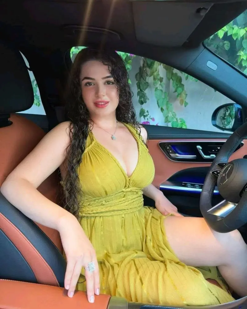 ishjkop (22) female from US - sexting partner