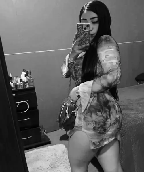 jacef68012 (18) female from SK - sexting partner