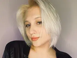 jafyrufy (18) female from US - sexting partner