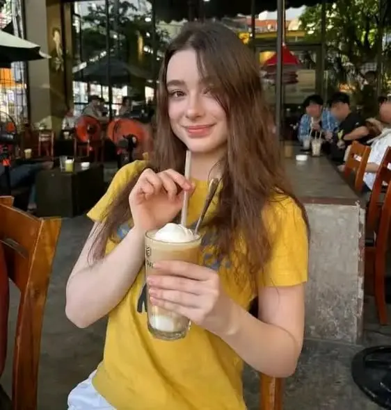 jagos78420 (18) female from DE - sexting partner