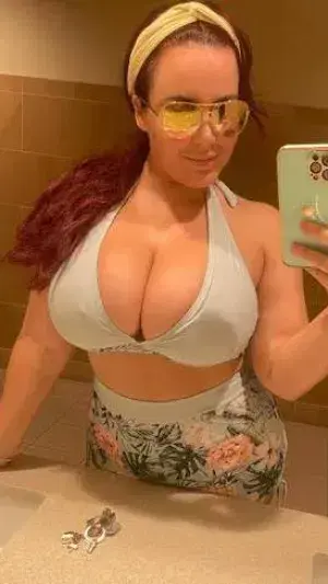 jakir91907 (21) female from GB - sexting partner