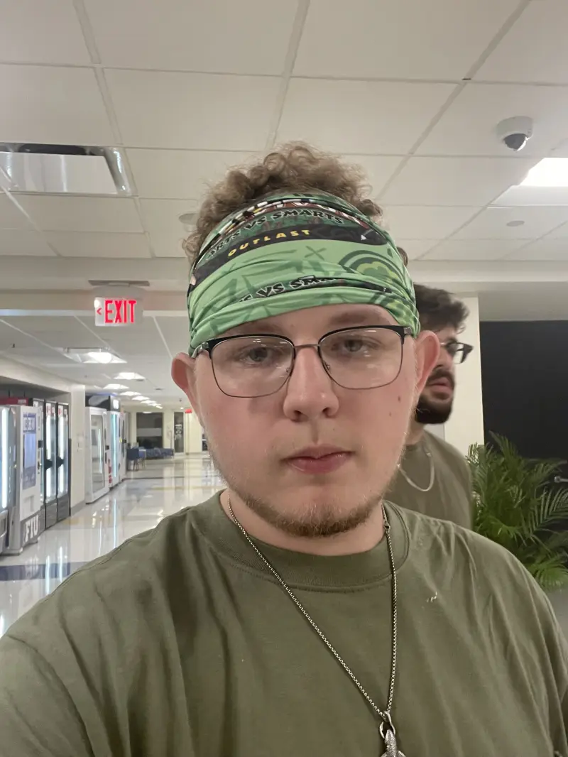 jameskuhlman786 (18) male from US - sexting partner