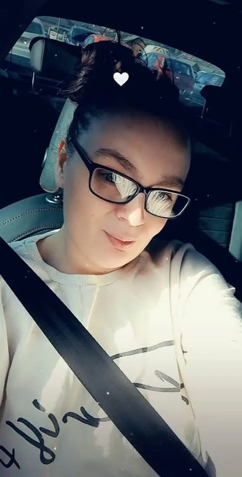 javahypi (18) female from NO - sexting partner