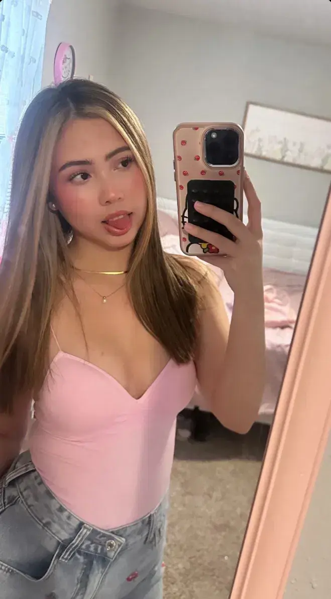 jaxow39321 (18) female from NO - sexting partner