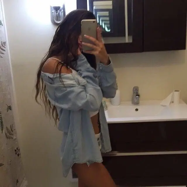 jehynupo (19) female from DE - sexting partner