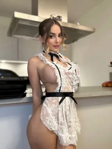 jejimeb222 (22) female from US - sexting partner