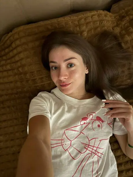 jetof12222 (25) female from CA - sexting partner