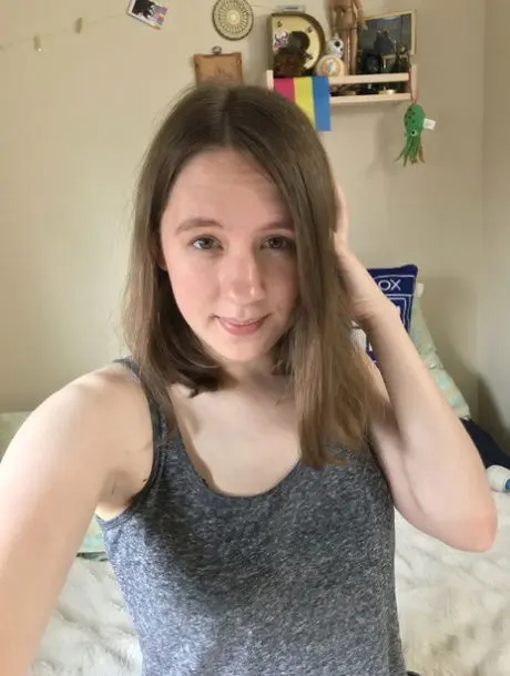 jewese4111 (18) female from GB - sexting partner