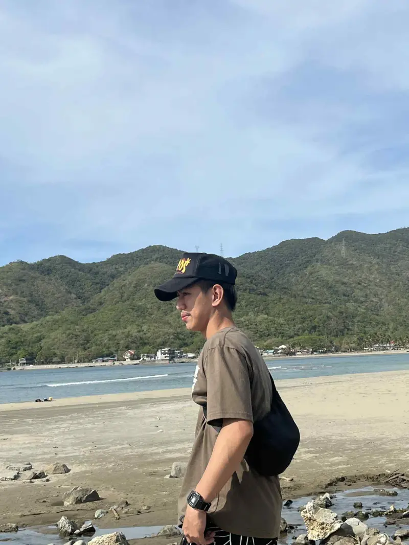 jiancayosa0404tnt (18) male from PH - sexting partner