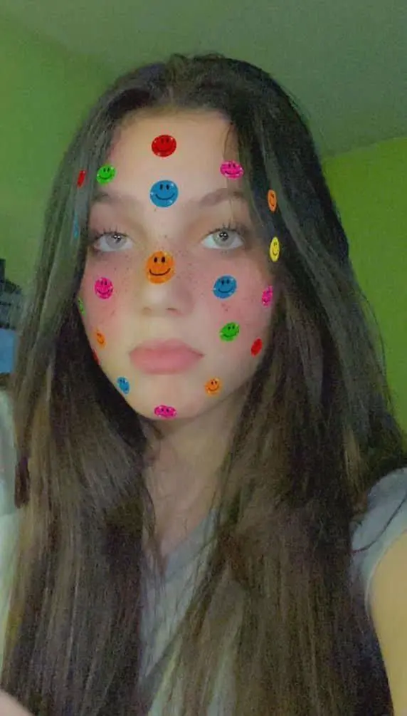 jiwoxo6072 (23) female from US - sexting partner