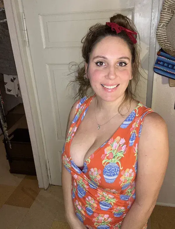 jobec58168 (18) female from DE - sexting partner