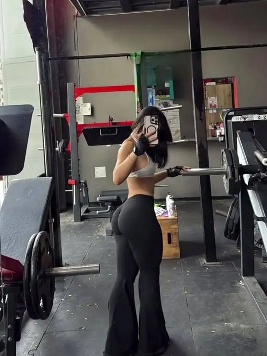 jodera6220 (18) female from TM - sexting partner