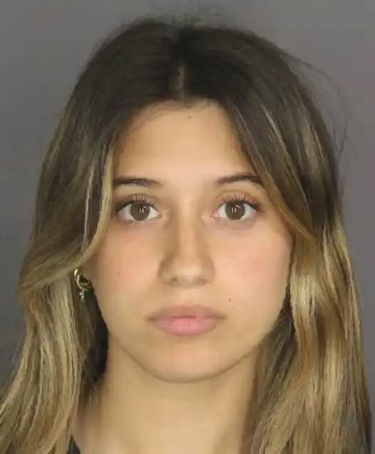 jucipo (18) female from US - sexting partner