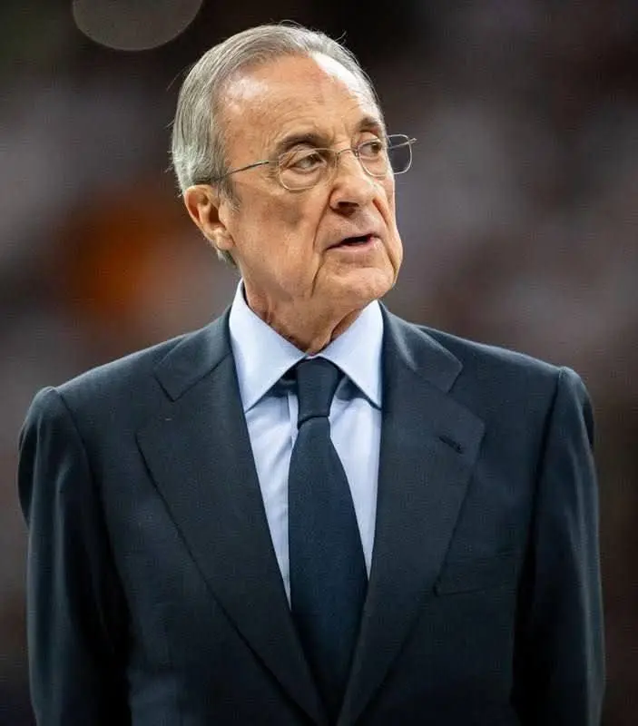 jwshvsssueveve (18) male from LB - sexting partner