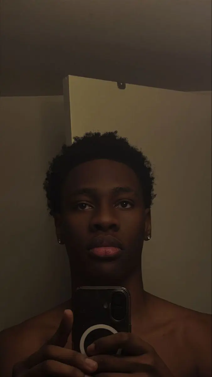 k3vin (18) male from NA - sexting partner