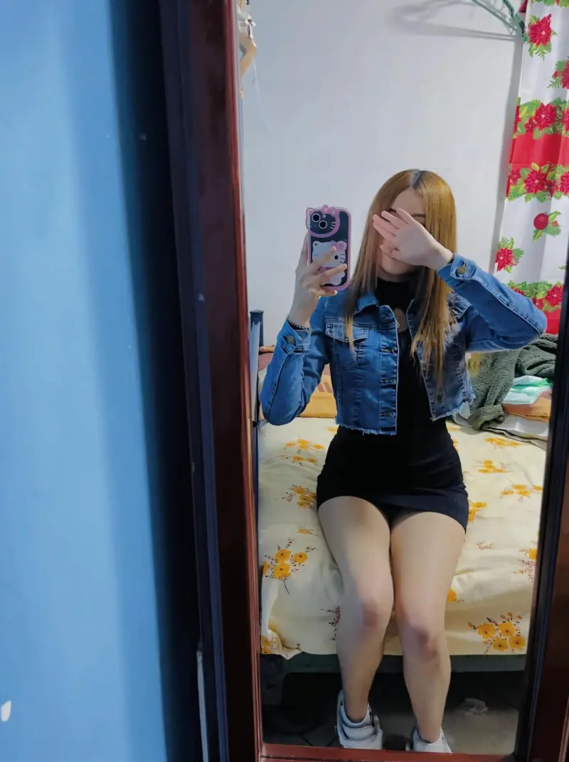 kamiwi8356 (21) female from GB - sexting partner