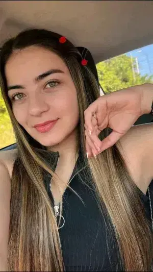 kejayo8642 (18) female from CA - sexting partner