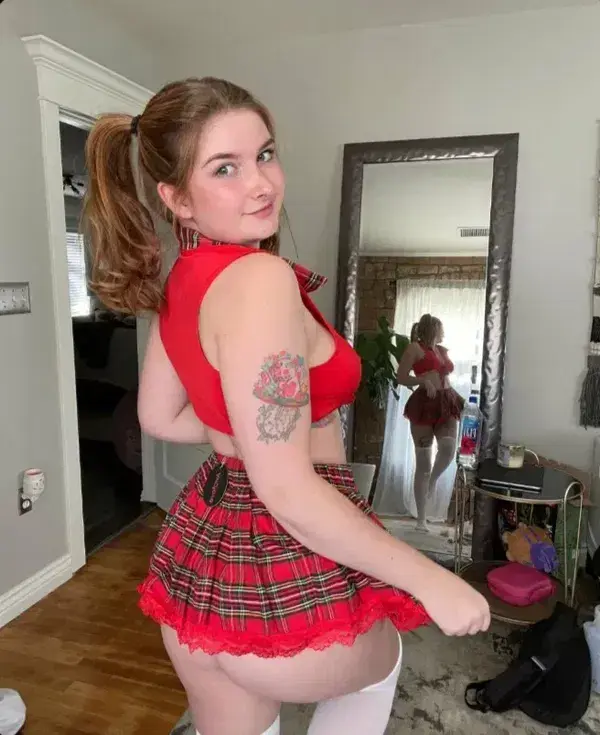 kemoxa8813 (22) female from US - sexting partner