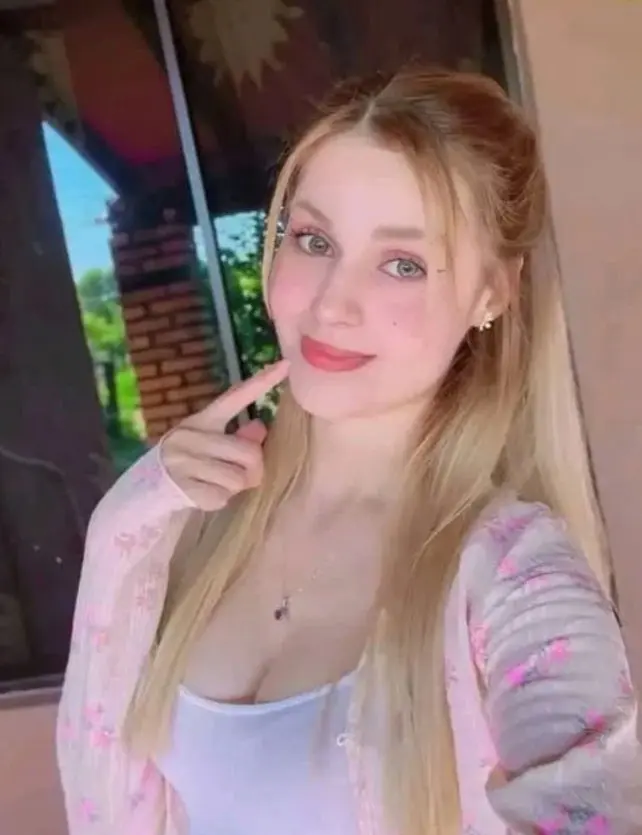 kesarbhg (18) female from US - sexting partner